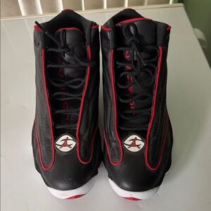 Men's Black and Red Athletic Shoes